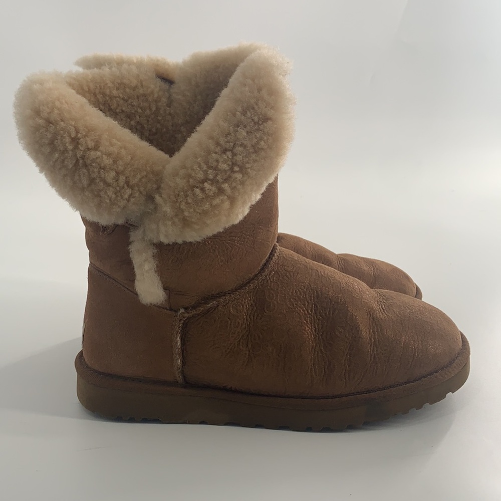RARE Ugg stamp winter Sherpa lining boots